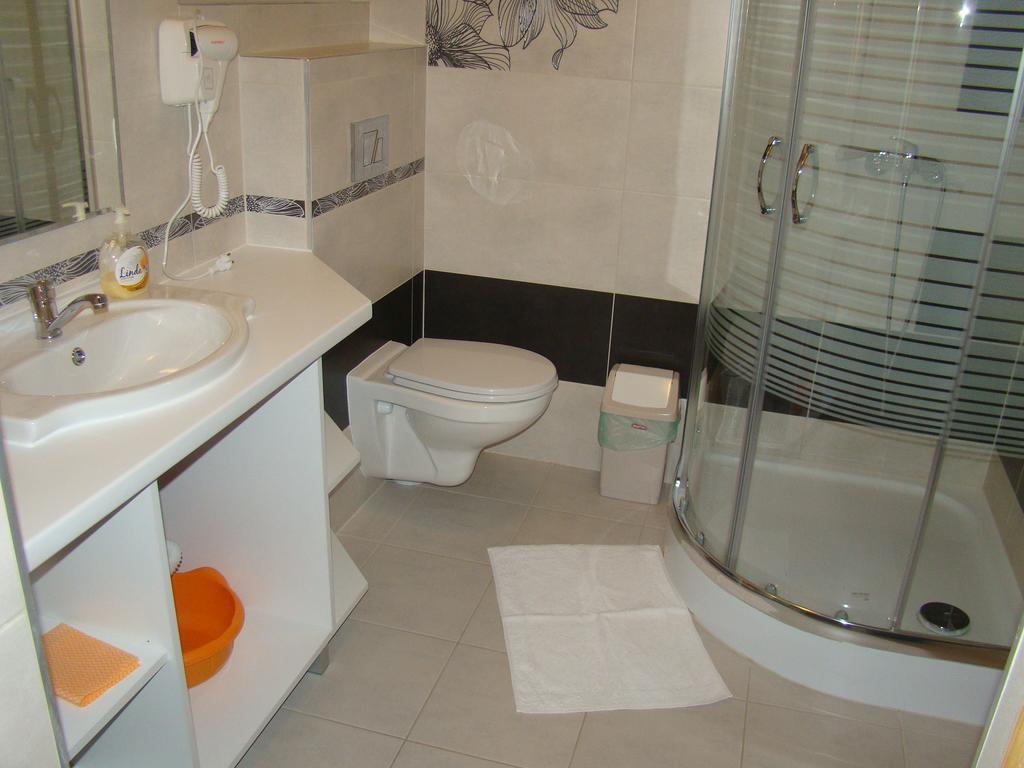 Willa Stenia Center Apartamenty Wisla Phòng bức ảnh