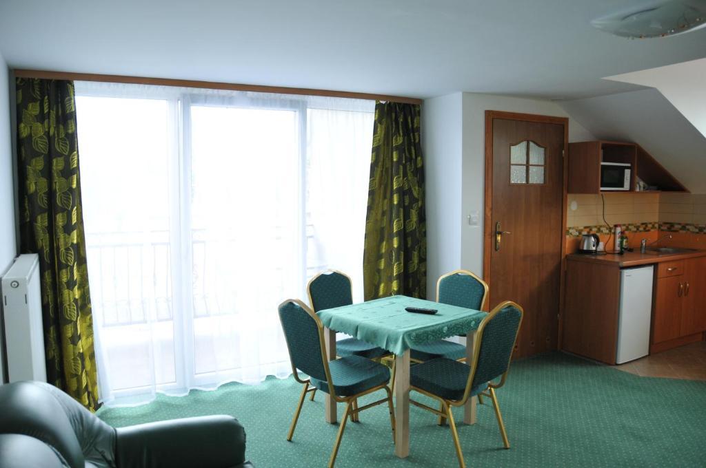 Willa Stenia Center Apartamenty Wisla Phòng bức ảnh